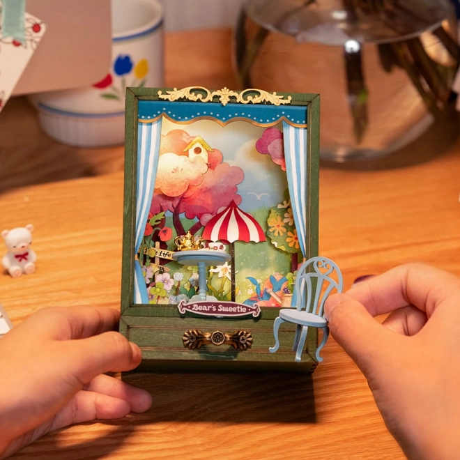Miniatuur theekransje theater