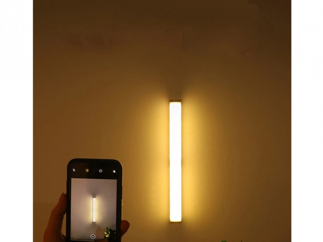 Zelfklevend licht met bewegingssensor