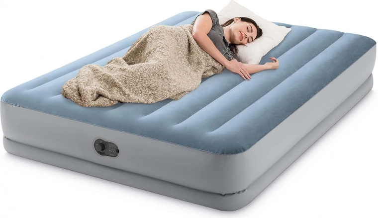 Velours oppervlak en verhoogde hoogte voor extra comfort