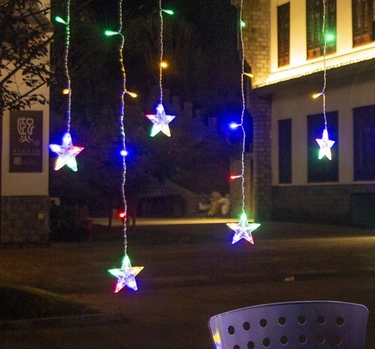 LED gekleurde gordijn met sterretjes - 2,5 m, 108 LED