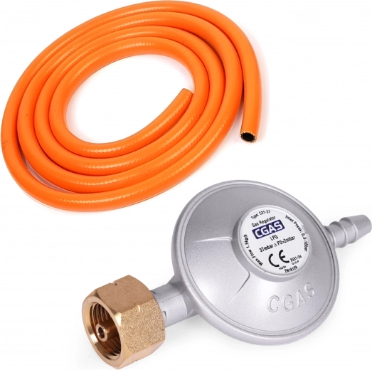 Compleet uitgerust: regelaar, slang en beschermhoes