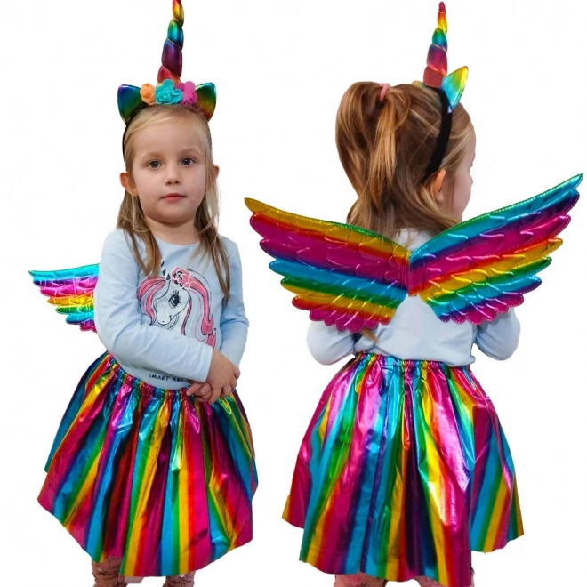 Eenhoornkostuum met regenboogvleugels en diadeem