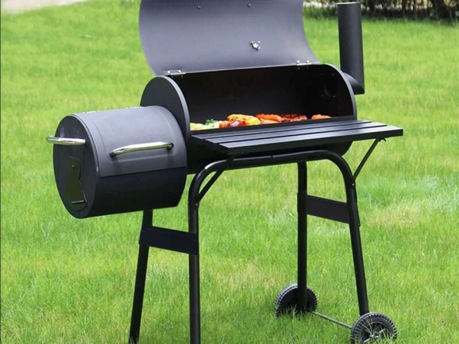 Tuinbarbecue op houtskool met rookoven en wielen