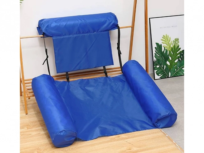 Groot comfortabel ligbed met drijvende stoel