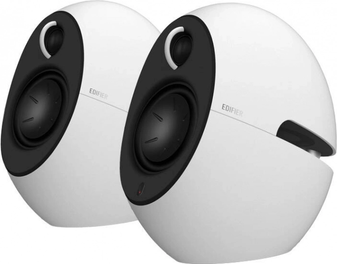 Flexibele connectiviteit: Bluetooth 5.3, optisch en AUX