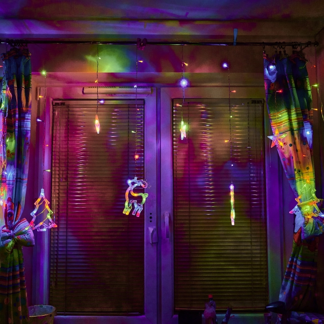 LED gekleurde gordijn met kerstmotieven - 2,5 m, 138 LED's