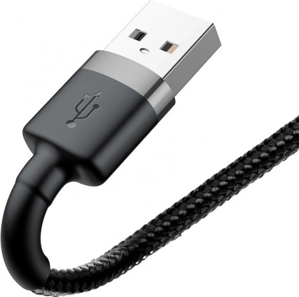 Duurzame gevlochten mantel en metalen connectors