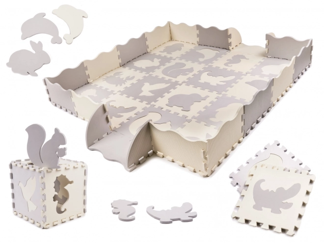 Contrasterende beige schuimpuzzels met diertjes