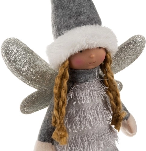 Winterse outfit in grijs-wit