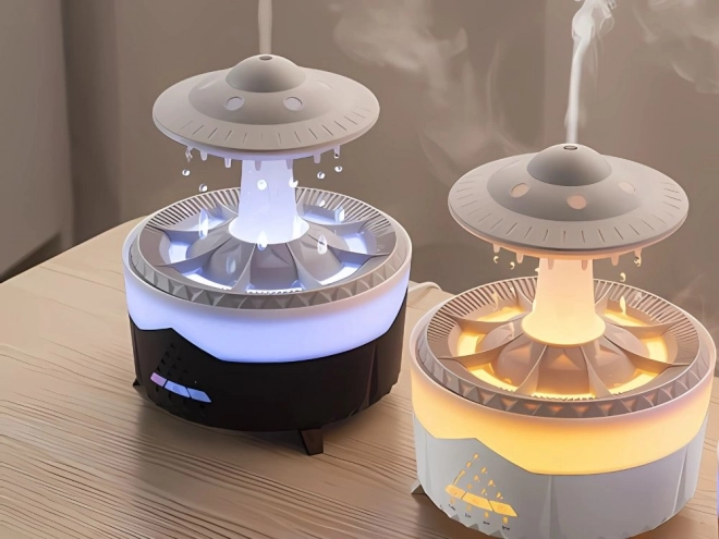 Luchtbevochtiger en aromatische diffuser in de vorm van een UFO
