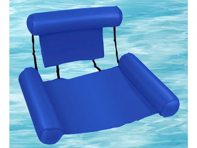 Groot comfortabel ligbed met drijvende stoel
