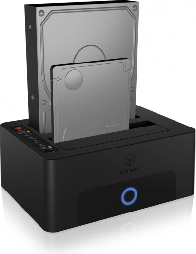 Twee sleuven voor 2,5" en 3,5" SATA