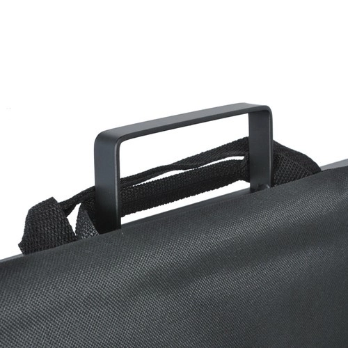 Mand en tas voor haardhout 2-in-1