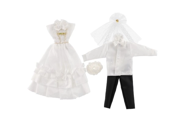Kleding voor poppen en poppenkleertjes