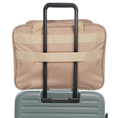 Comfortabel reizen met bevestiging op koffer