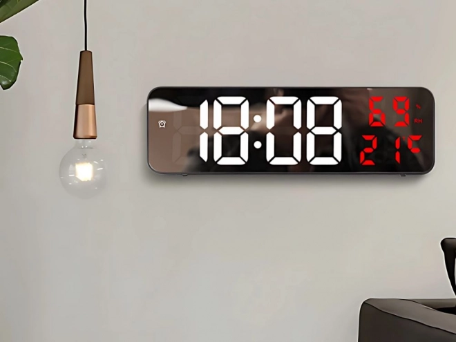Elektronische digitale klok met thermometer en wekker