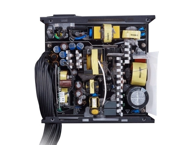 Voeding Cooler Master MWE Bronze V2 650W