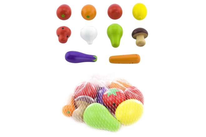 Houten fruit en groenten in netje
