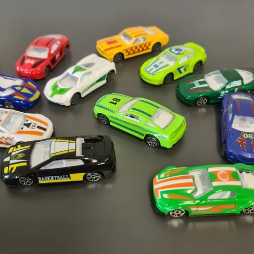 Gekleurde set auto's - 16 stuks