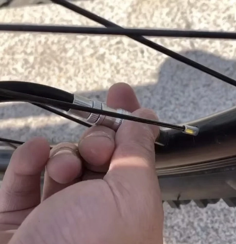 Handmatige fietspomp met houder Trizand