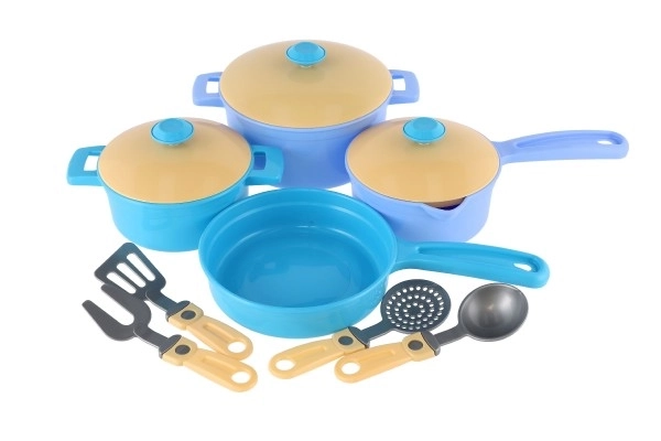 Set van plastic pannen en potten met accessoires voor kinderen