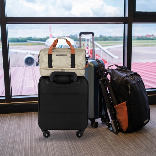 Reis slim met doorvoerband