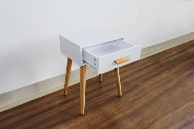 Moderne nachtkastje, witte salontafel