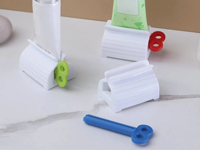 Tube-uitknijper voor crèmes en tandpasta