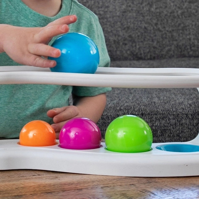 Fat Brain Insteek met Ballen