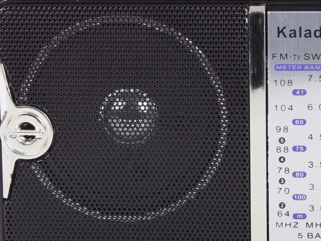 Retro keukenradio FM AM SW