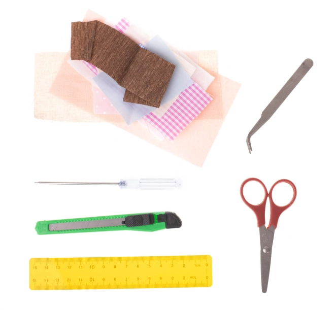 DIY-set met gereedschap en lijm