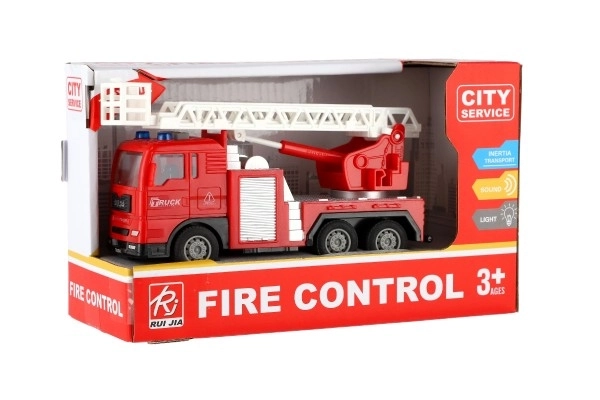 Auto brandweer plastic 16cm met aandrijving op batterijen met licht en geluid in doos 21x13x9cm