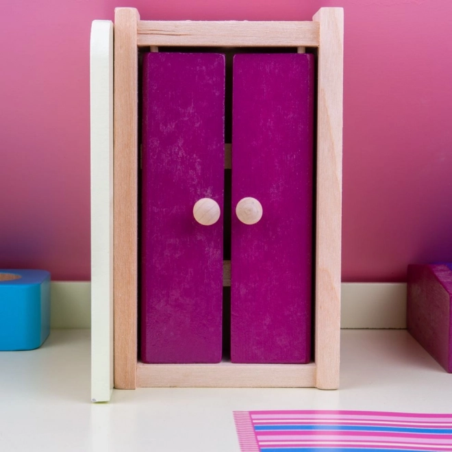 Houten meubels voor het poppenhuisje