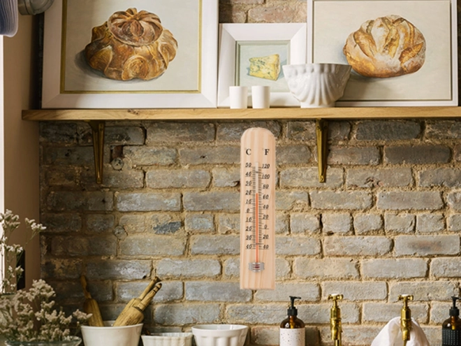 Grote houten thermometer voor binnen- en buitengebruik