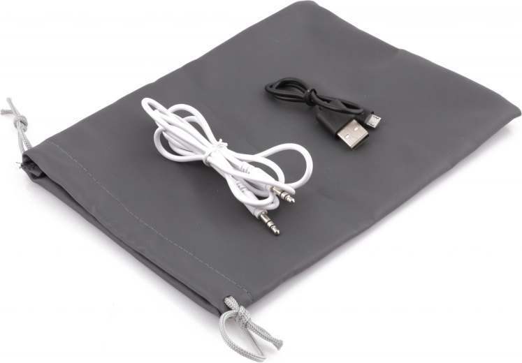 Tot 30 uur luisteren + praktisch accessoires