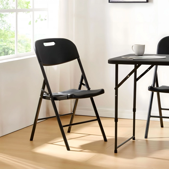 Set van 2 opvouwbare stoelen ModernHome, metalen constructie, HDPE, zwart