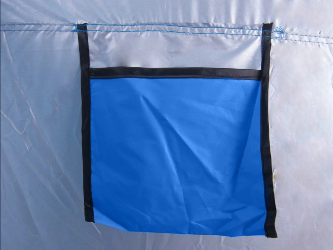 Strandtent met kleedruimte, douche en toilet