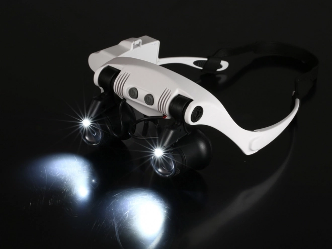 Ooglens met LED voor reparaties