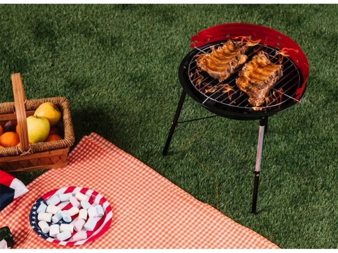 Tuin draagbare kampeerbarbecue op houtskool