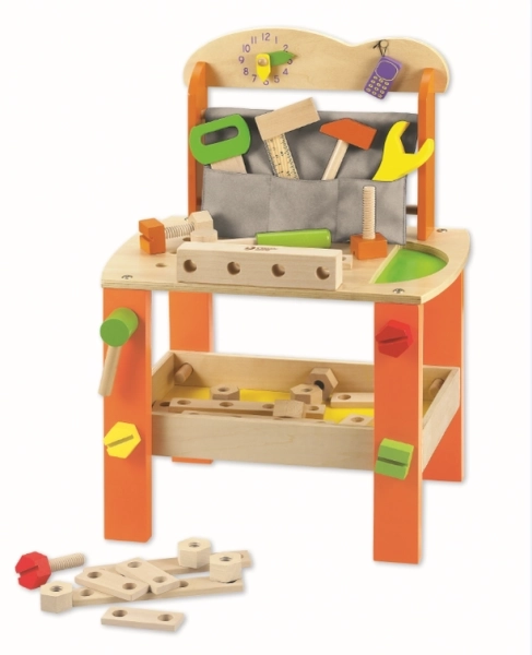 Stoel/Ponk met gereedschap hout 38 stuks 40x56x28cm in doos 42x30x13cm
