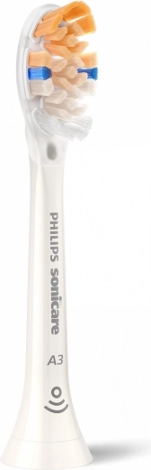 Stralendere glimlach met driehoekige borstelharen