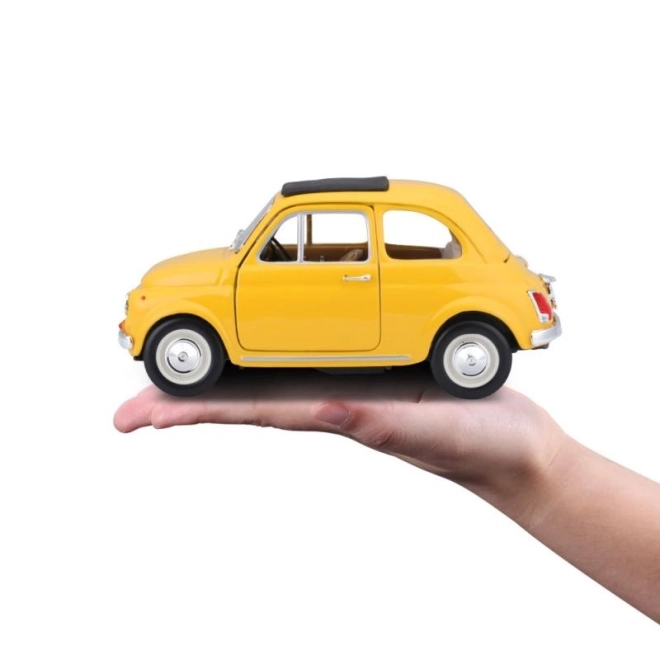 Bburago modelauto Fiat 500 F 1965 geel 1:24