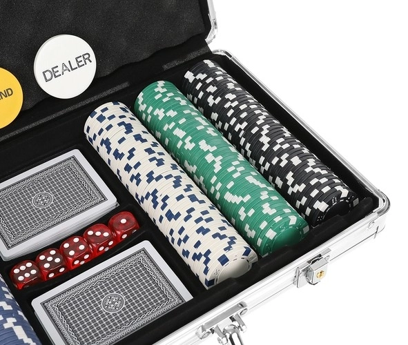 Poker - set van 300 fiches in HQ-koffer
