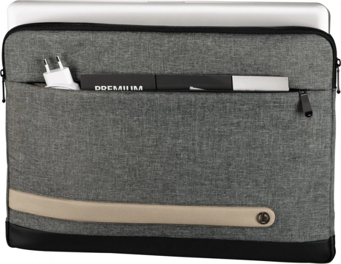 Gevoerde hoofdcompartiment en dubbele rits