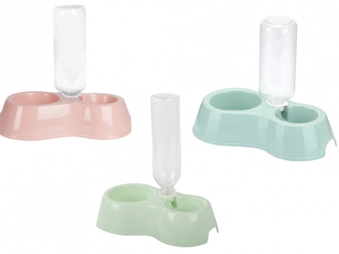 Dubbele kom met waterdispenser voor honden en katten